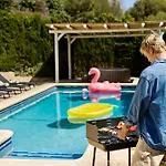 The Alou 1 - Jacuzzi - Bbq - Garden - Pool Vila *
