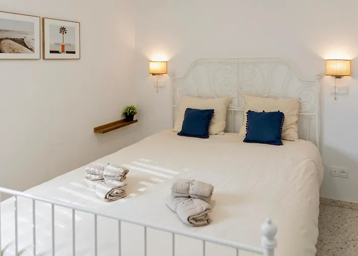 Villa The Alou 1 - Jacuzzi - Bbq - Garden - Pool *